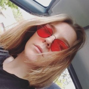 Meet your Posher, Breanne